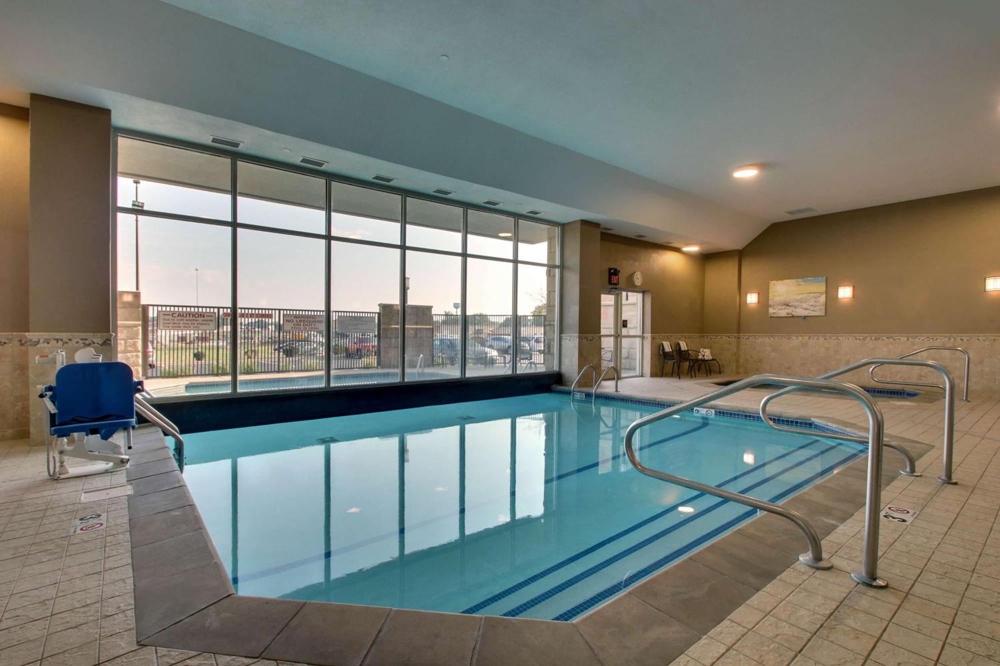 Drury Inn & Suites Findlay Εξωτερικό φωτογραφία