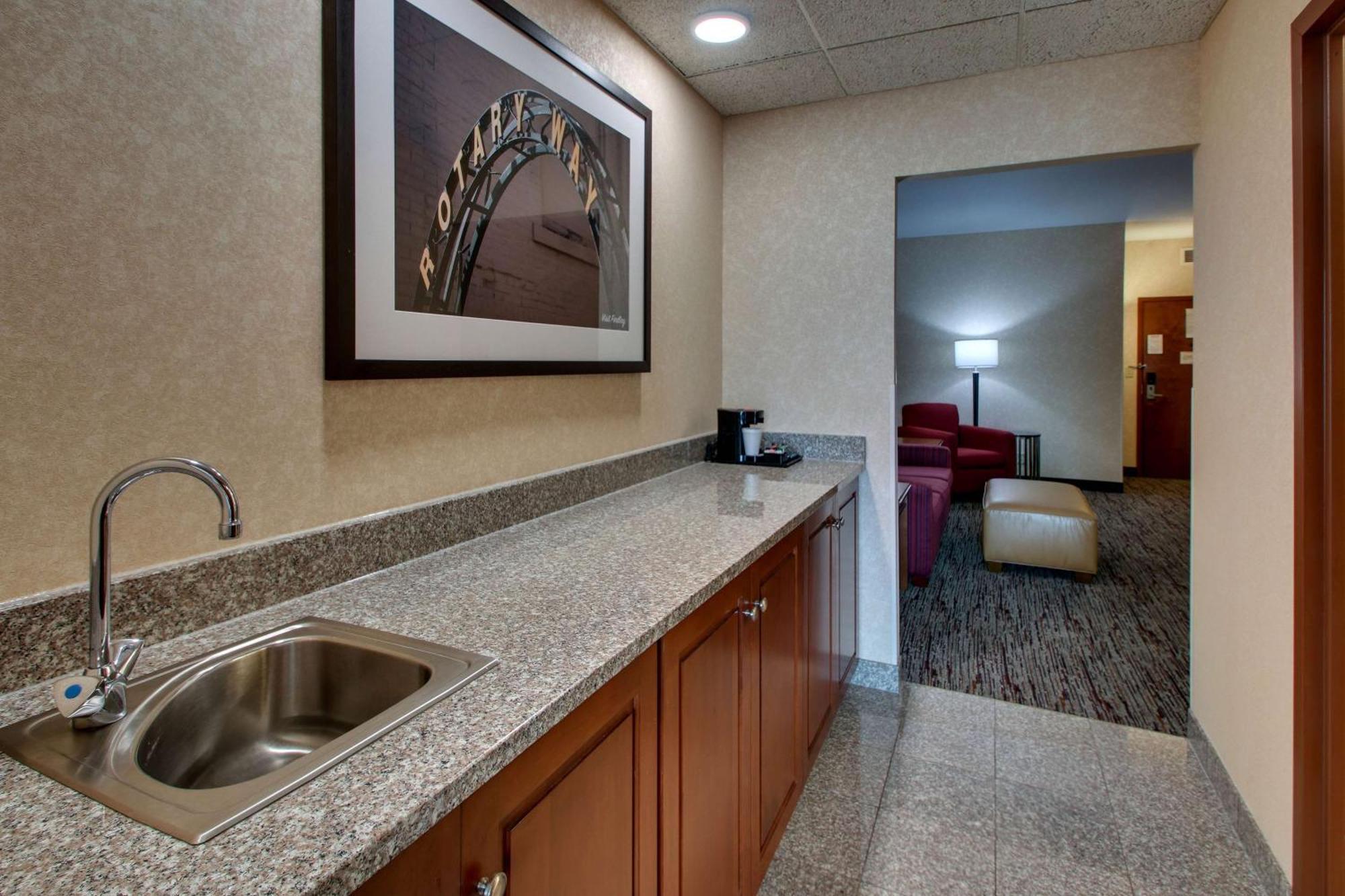 Drury Inn & Suites Findlay Εξωτερικό φωτογραφία
