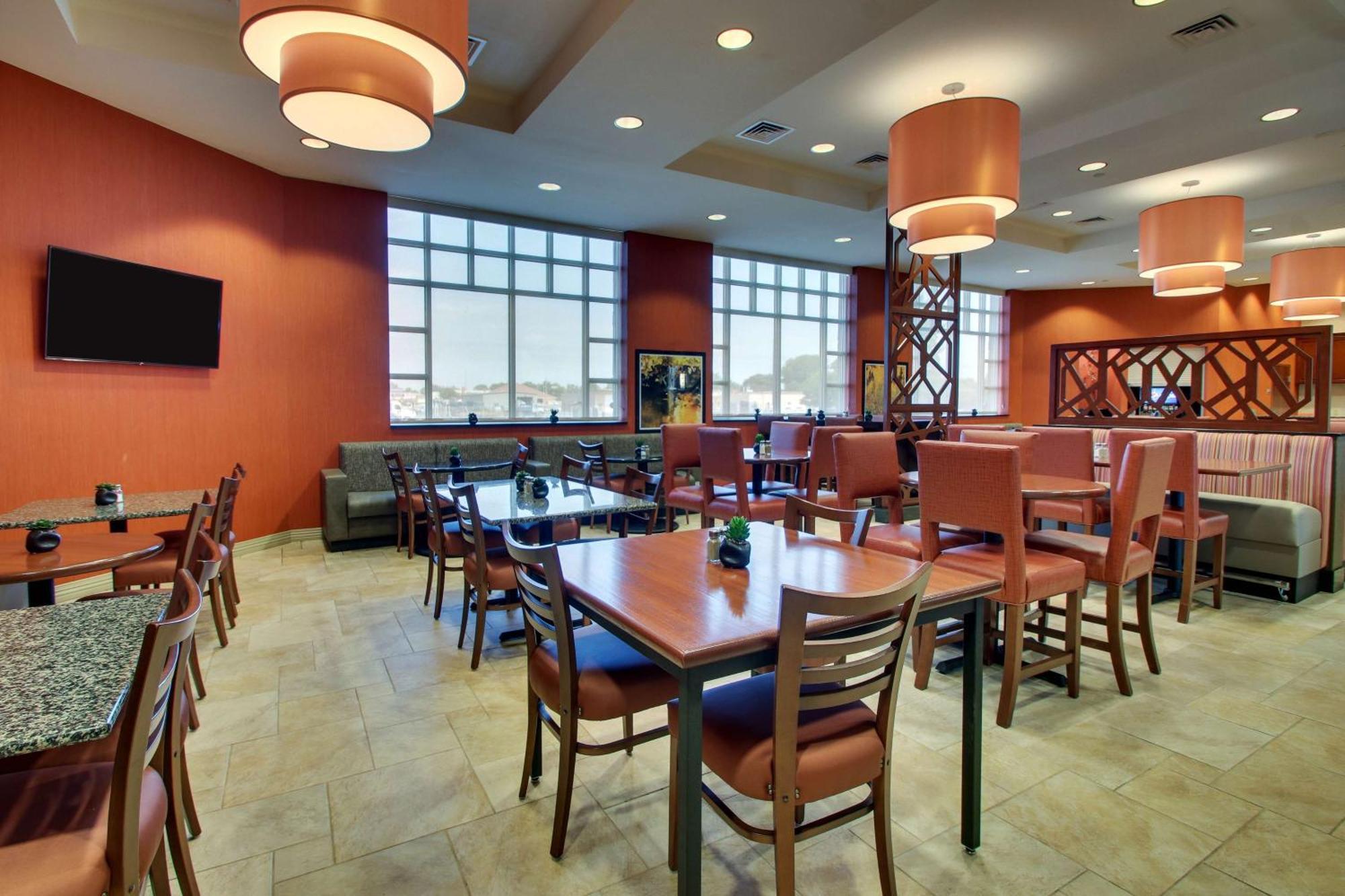 Drury Inn & Suites Findlay Εξωτερικό φωτογραφία